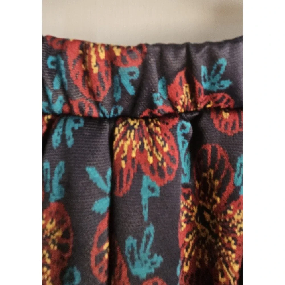 NWT LulaRoe‎ Madison box pleat skirt w/pocket Sz XS pull on thick material